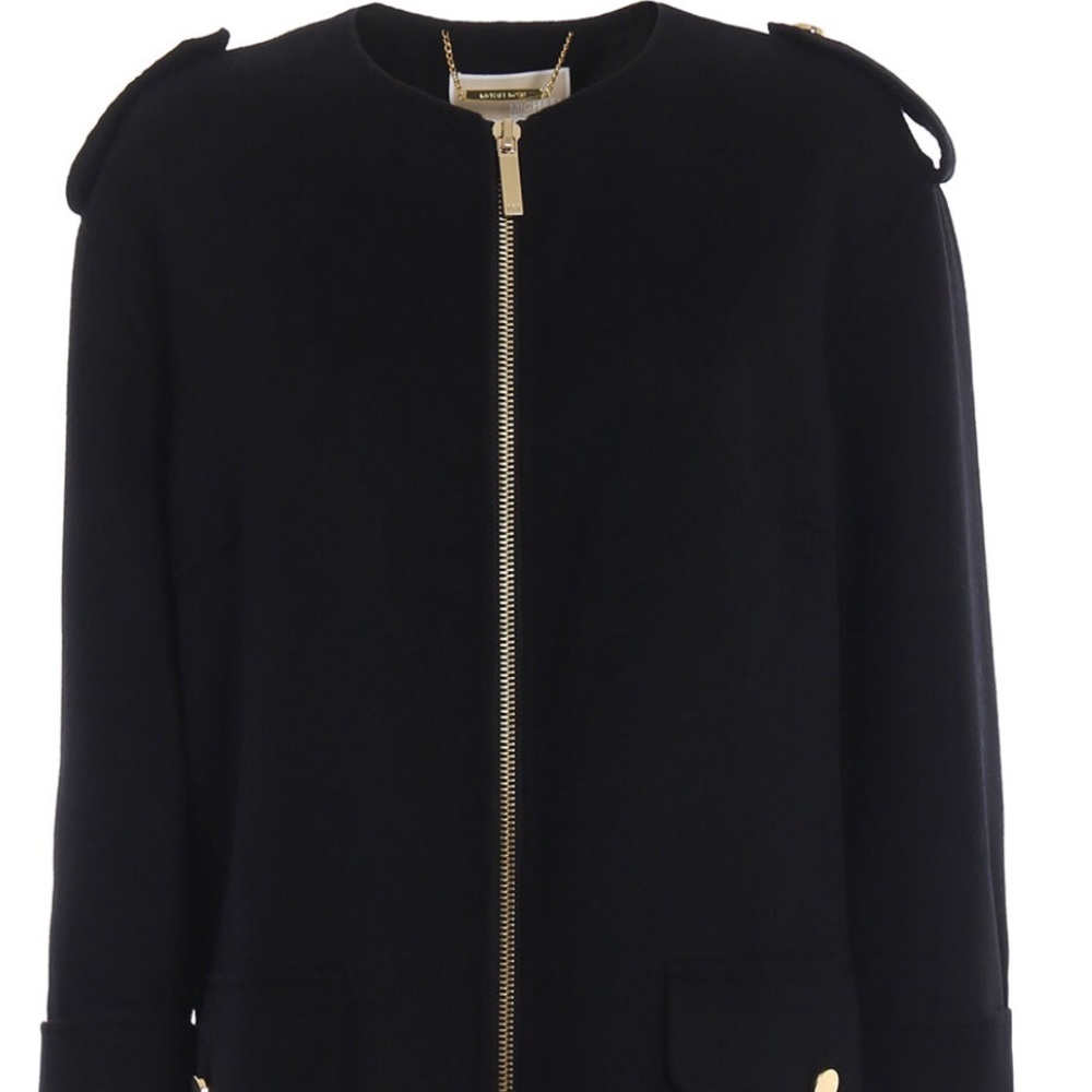 Black dress with zipper